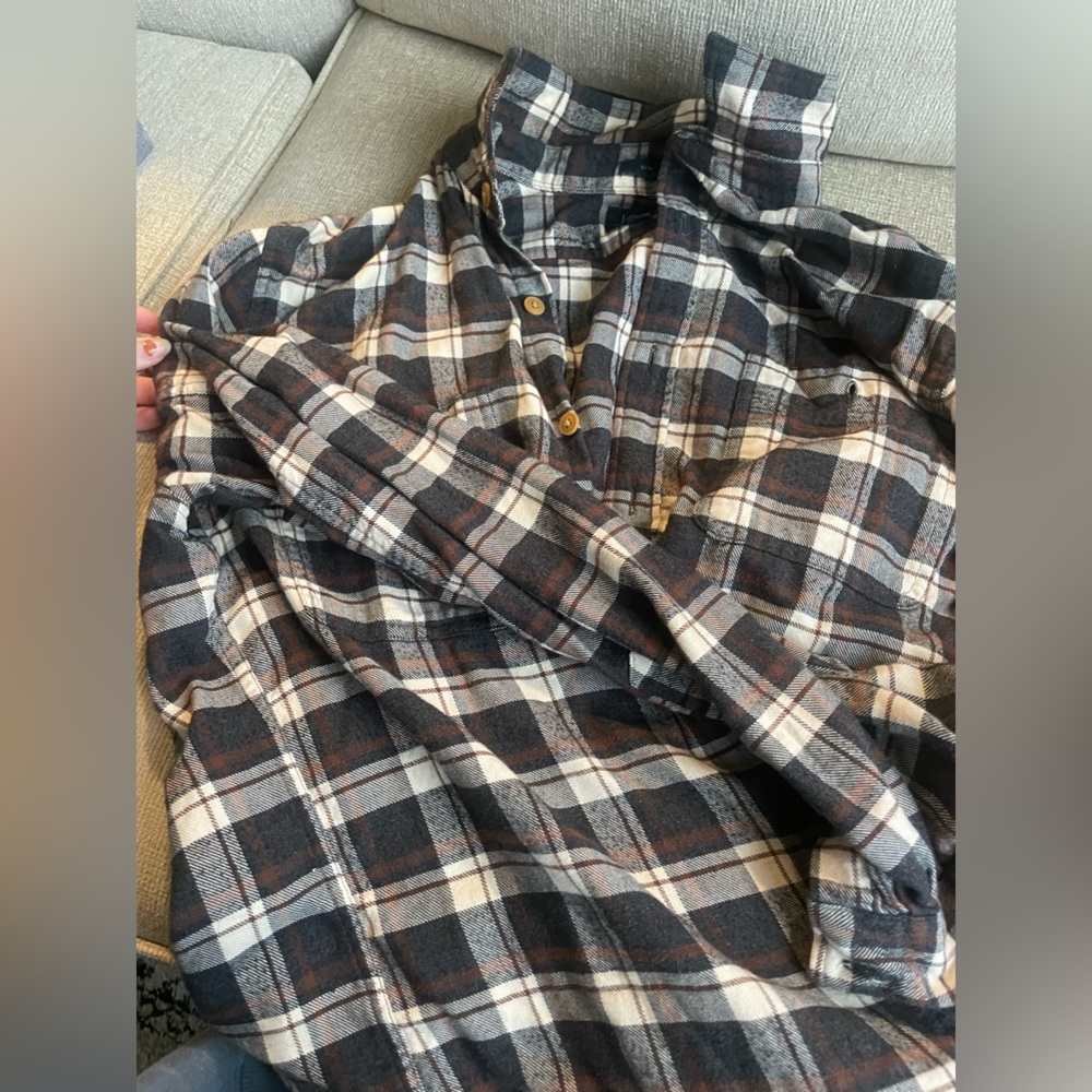 Flannel - Picture 4 of 5
